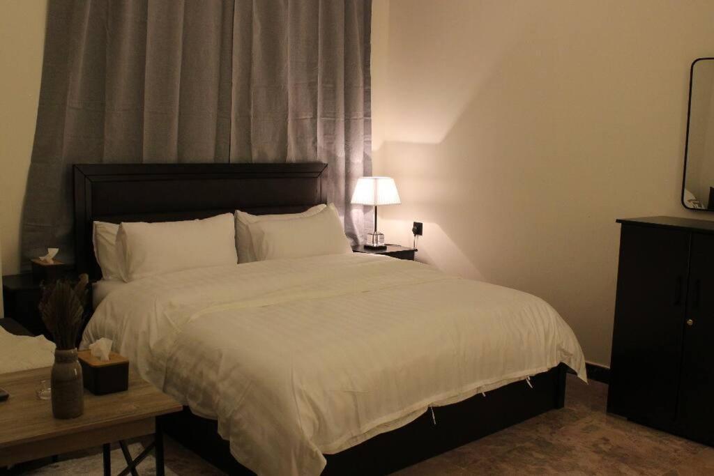 استوديو مودرن مطل على البوليفارد Apartment Riyadh